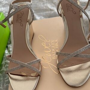 Jewel Badgley Mischka Metallic Silver Strappy Glitter Heels